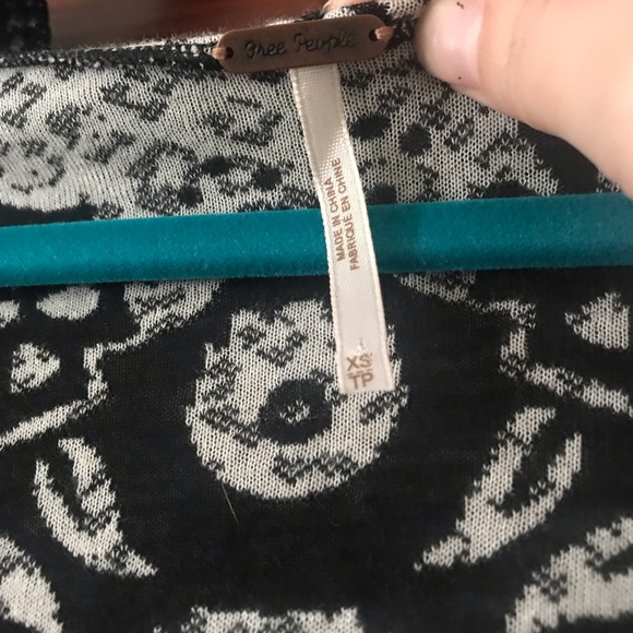 Free People deep v neck pullover sweatshirt - Picture 3 of 3